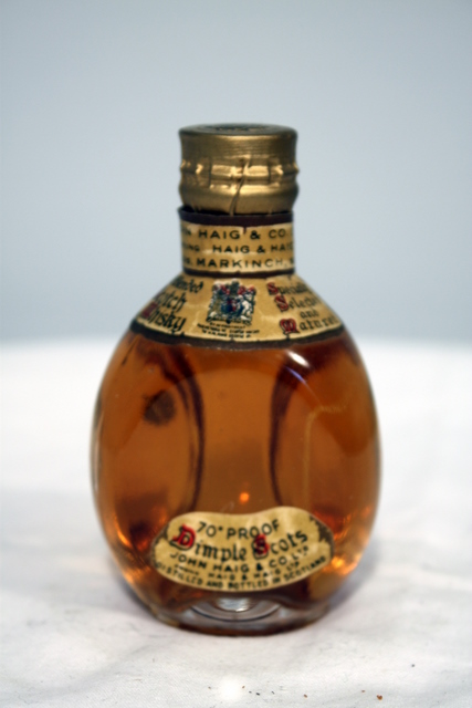 Dimple Miniature front image